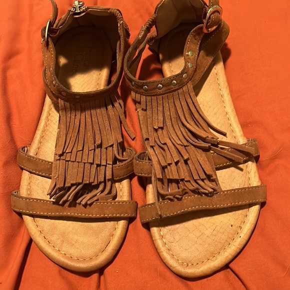 Jessica Cline sandals size 7.5 - Picture 2 of 3